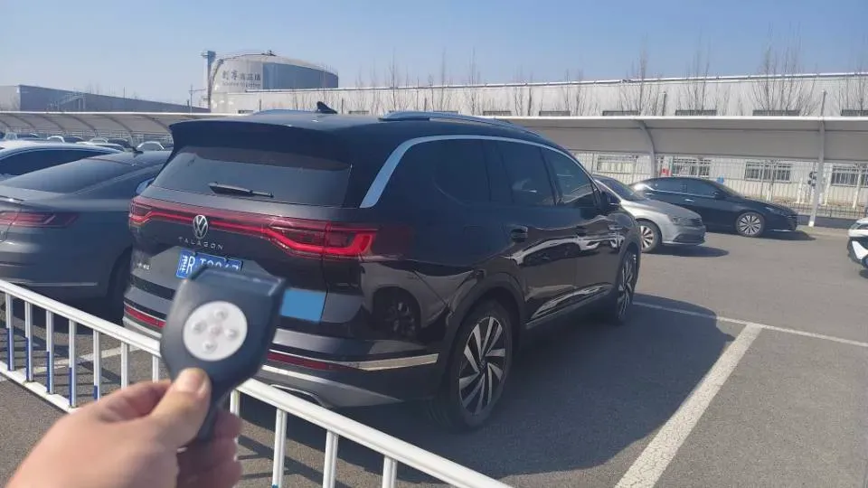 2022 Volkswagen Talagon 2.0T 220HP L4 7DCT,autocango,china used car exporter,china ev exporter,chinese used car exporter,chinese used ev exporter