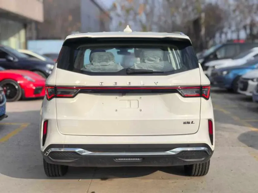 2023 Geely JiaJi 1.5T 181HP L4 7DCT,autocango,china used car exporter,china ev exporter,chinese used car exporter,chinese used ev exporter