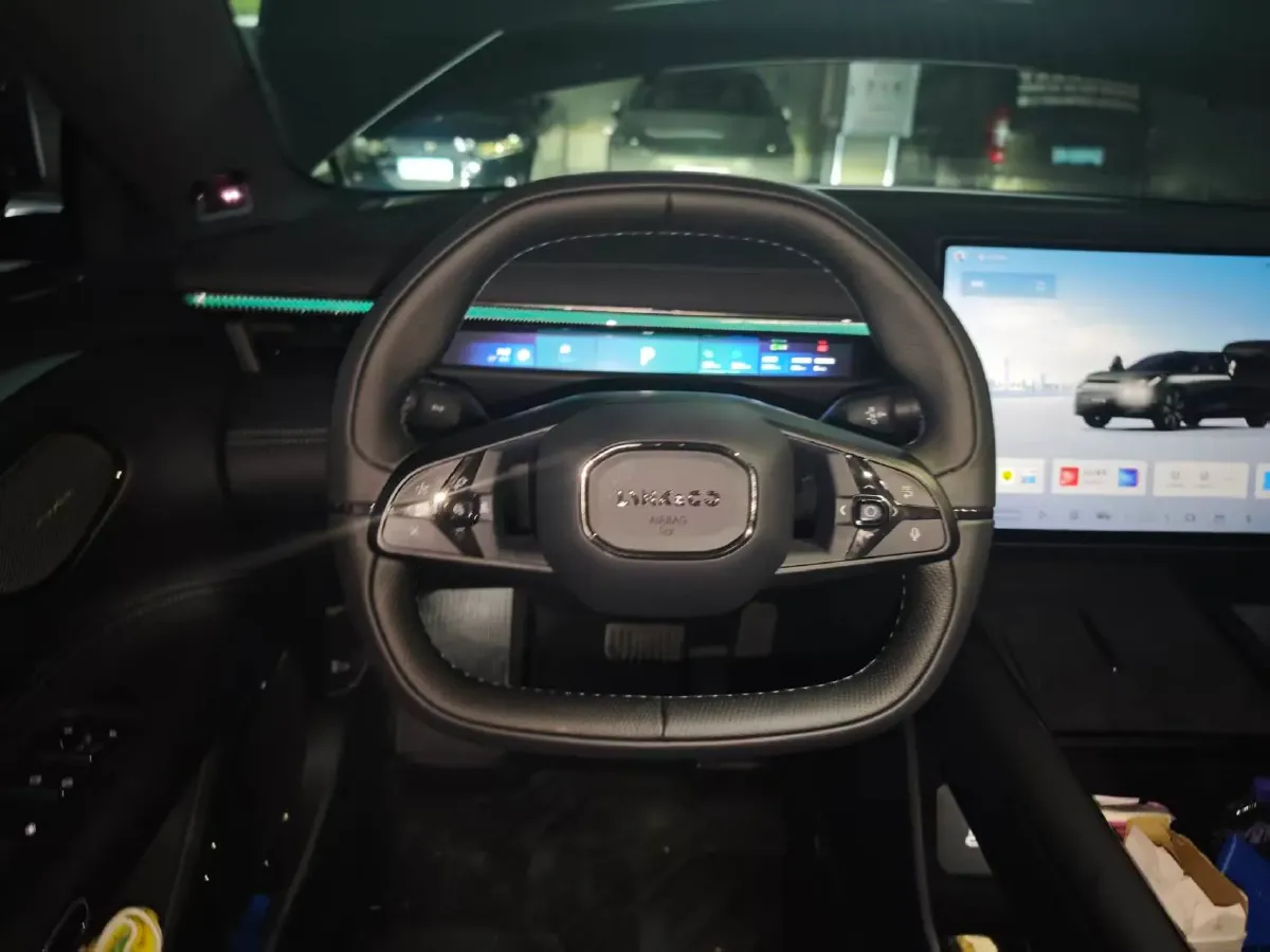 2025 LYNK&CO 10 EM-P 1.5T 163HP L4 3DHT PHEV,autocango,china used car exporter,china ev exporter,chinese used car exporter,chinese used ev exporter