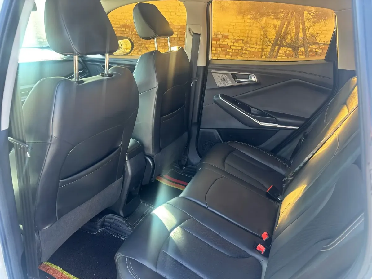 2018 ChangAn Eado XT 1.6L 128HP L4 5MT,autocango,china used car exporter,china ev exporter,chinese used car exporter,chinese used ev exporter