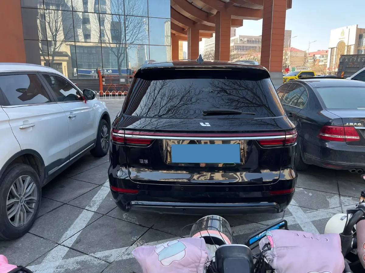 2020 Li ONE Range Extended 131HP REEV 40.5KWH,autocango,china used car exporter,china ev exporter,chinese used car exporter,chinese used ev exporter