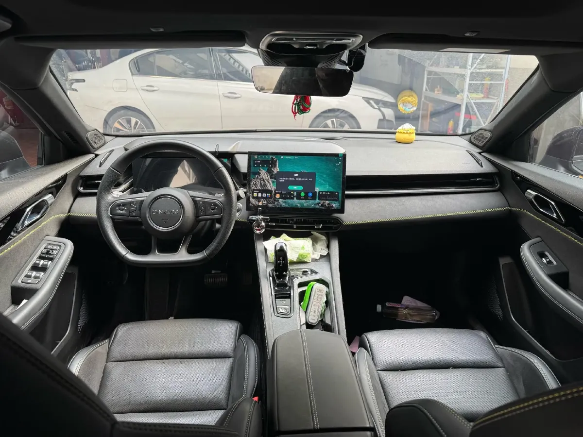 2023 LYNK&CO 03 2.0T 254HP L4 7DCT,autocango,china used car exporter,china ev exporter,chinese used car exporter,chinese used ev exporter