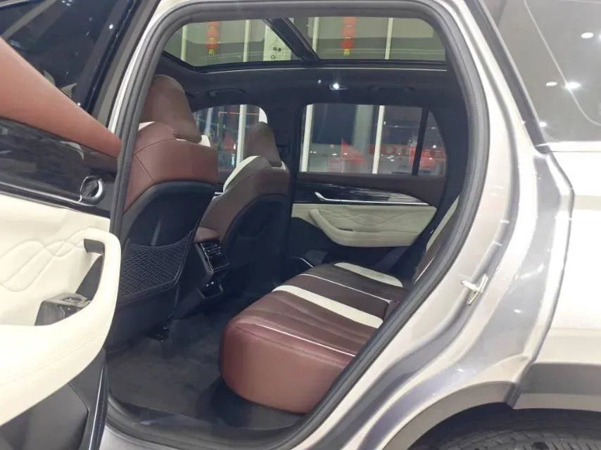 2024 Geely Monjaro 2.0T 218HP L4 7DCT,autocango,china used car exporter,china ev exporter,chinese used car exporter,chinese used ev exporter