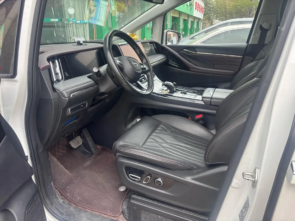 2023 GAC Trumpchi M8 2.0T 252HP L4 8AT,autocango,china used car exporter,china ev exporter,chinese used car exporter,chinese used ev exporter