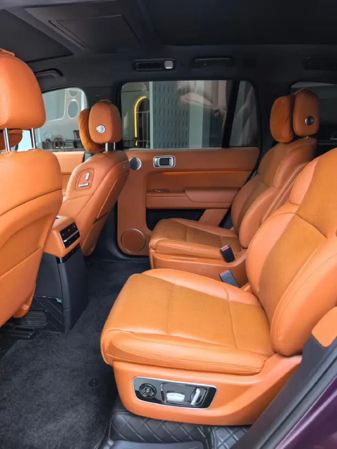 2022 Li L9 Range Extended 154HP REEV 42.6KWH,autocango,china used car exporter,china ev exporter,chinese used car exporter,chinese used ev exporter