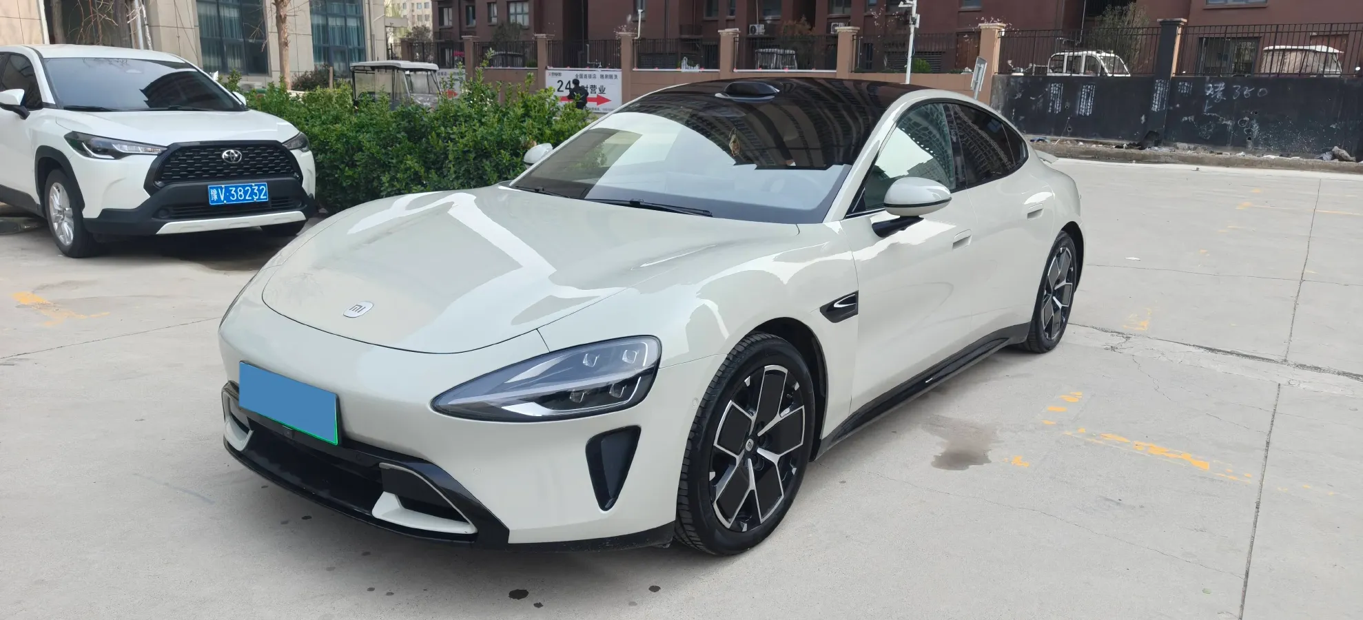 2024 MI SU7 BEV 94.3KWH,autocango,china used car exporter,china ev exporter,chinese used car exporter,chinese used ev exporter