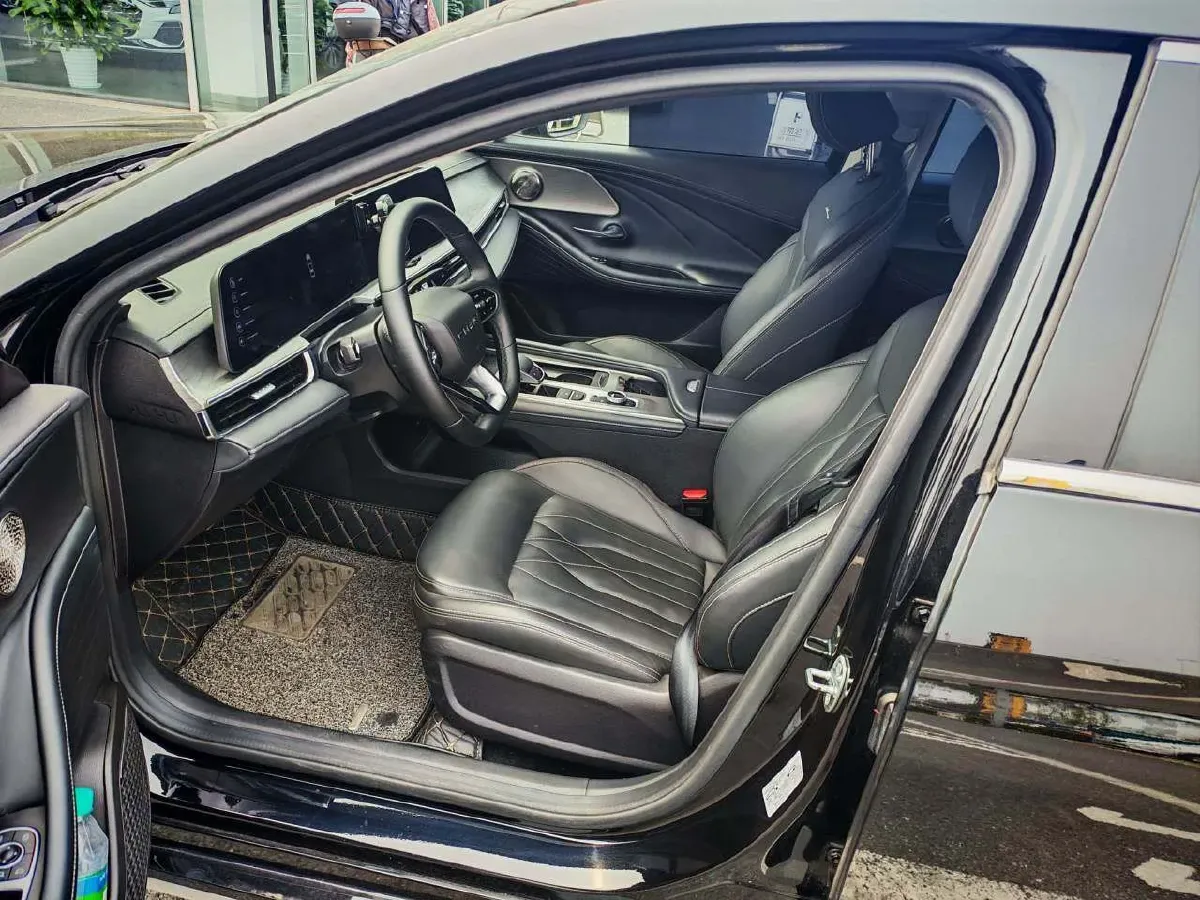 2022 Chery Arrizo 8 1.6T 197HP L4 7DCT,autocango,china used car exporter,china ev exporter,chinese used car exporter,chinese used ev exporter