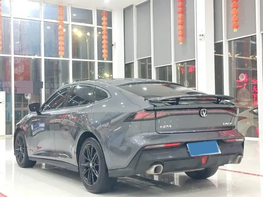 2023 ChangAn UNI-V 1.5T 188HP L4 7DCT,autocango,china used car exporter,china ev exporter,chinese used car exporter,chinese used ev exporter