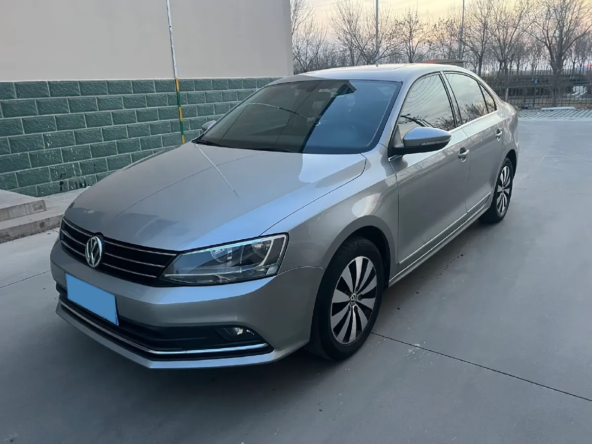 2018 KingLong KaiTe 2.3T 110HP L4 5MT,autocango,china used car exporter,china ev exporter,chinese used car exporter,chinese used ev exporter