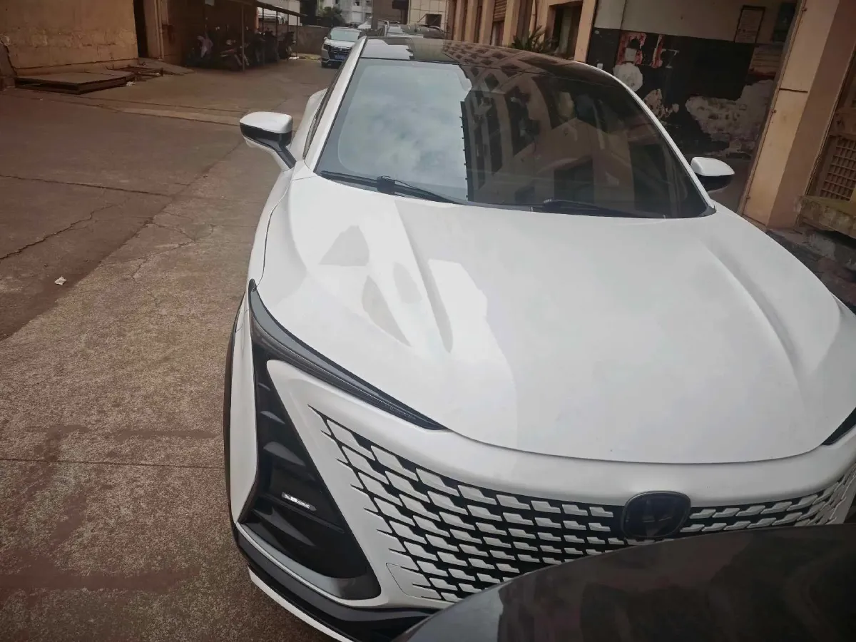 2023 ChangAn UNI-T 1.5T 188HP L4 7DCT,autocango,china used car exporter,china ev exporter,chinese used car exporter,chinese used ev exporter