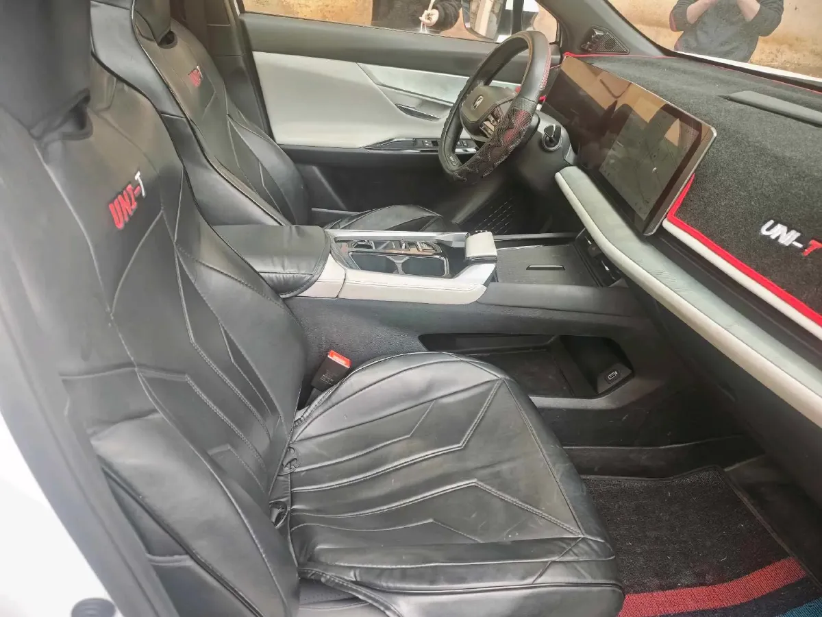 2023 ChangAn UNI-T 1.5T 188HP L4 7DCT,autocango,china used car exporter,china ev exporter,chinese used car exporter,chinese used ev exporter