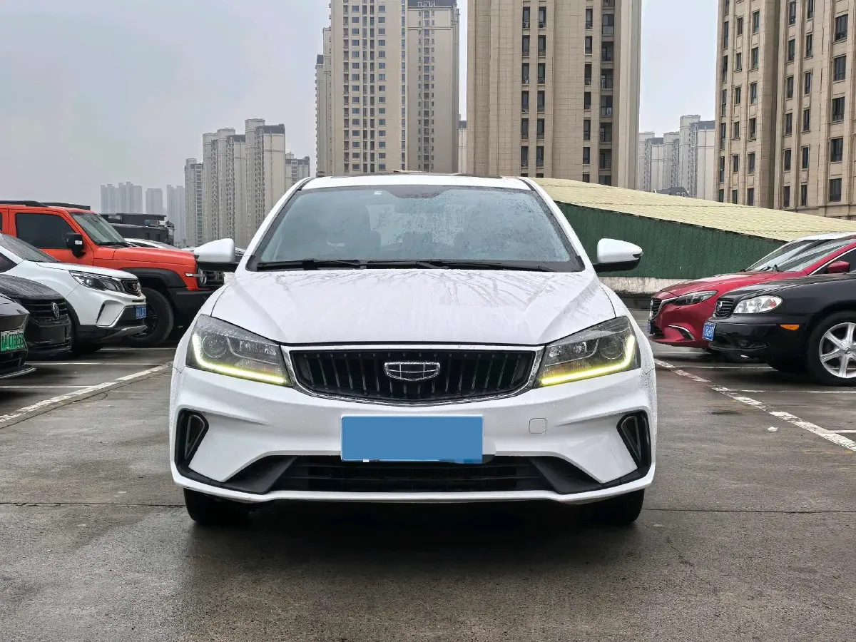 2021 BaoJun 530 1.5T 147HP L4 CVT,autocango,china used car exporter,china ev exporter,chinese used car exporter,chinese used ev exporter