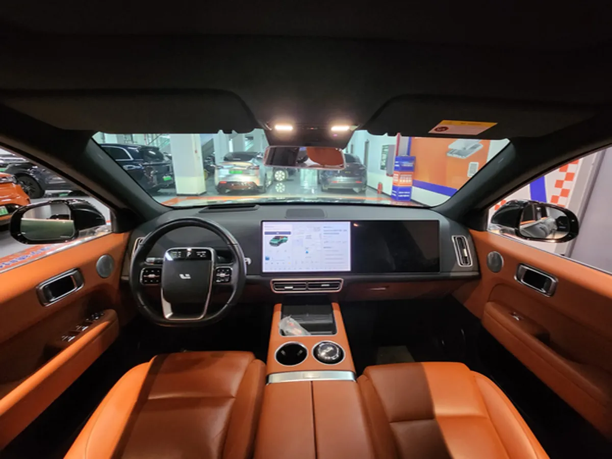 2024 Li L6 Range Extended 154HP L4 REEV 36.8KWH,autocango,china used car exporter,china ev exporter,chinese used car exporter,chinese used ev exporter