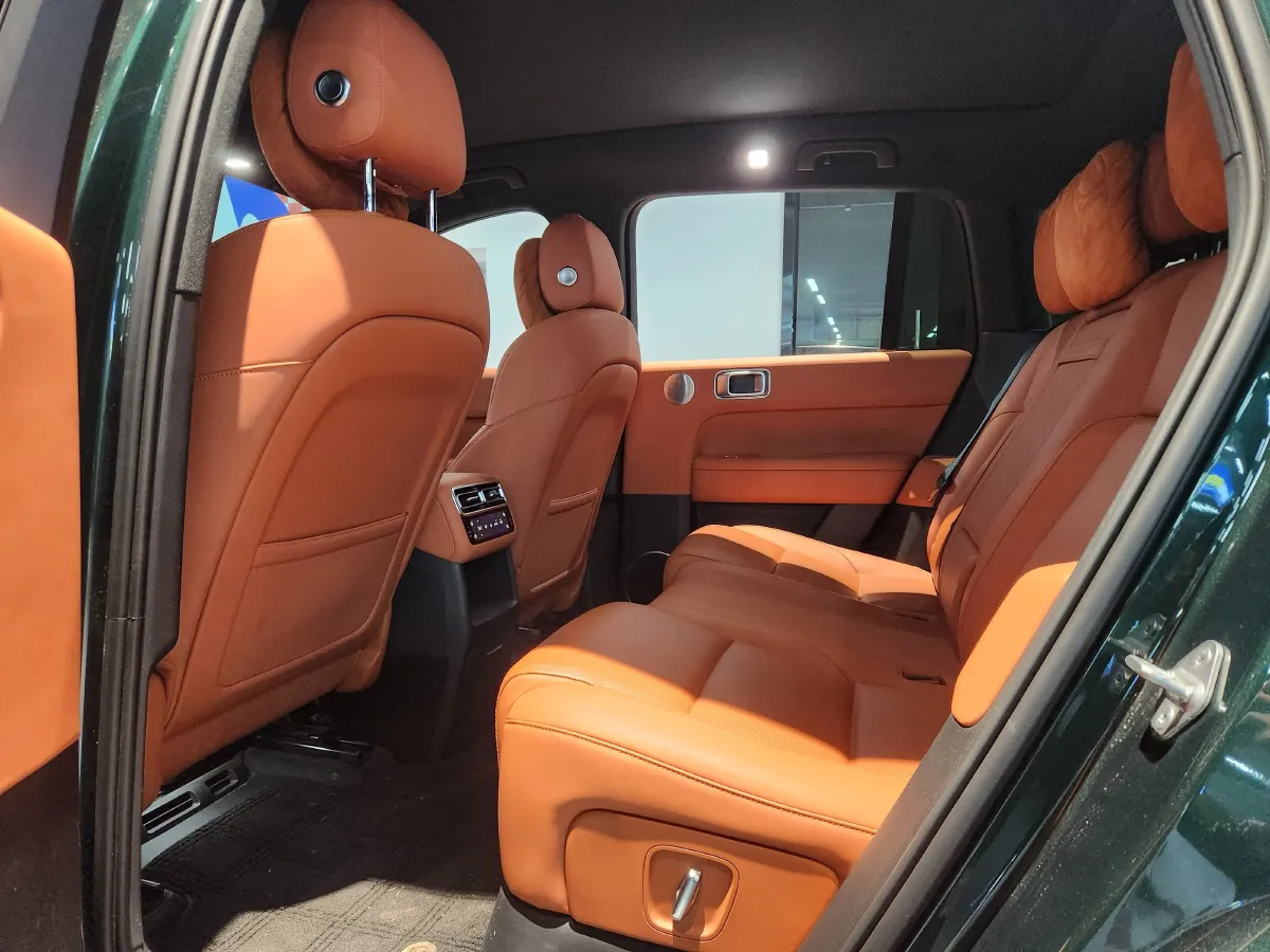 2024 Li L6 Range Extended 154HP L4 REEV 36.8KWH,autocango,china used car exporter,china ev exporter,chinese used car exporter,chinese used ev exporter