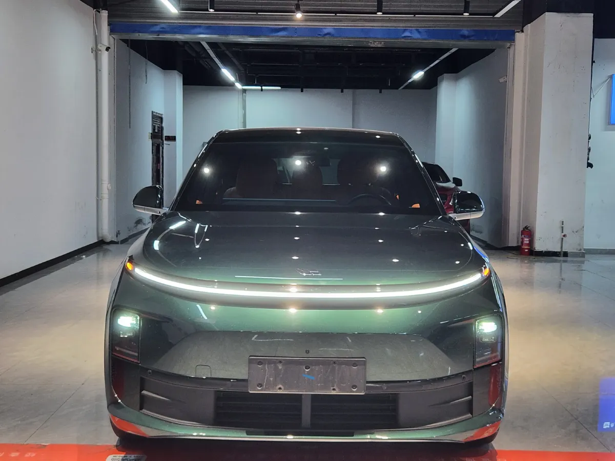2024 Li L6 Range Extended 154HP L4 REEV 36.8KWH,autocango,china used car exporter,china ev exporter,chinese used car exporter,chinese used ev exporter