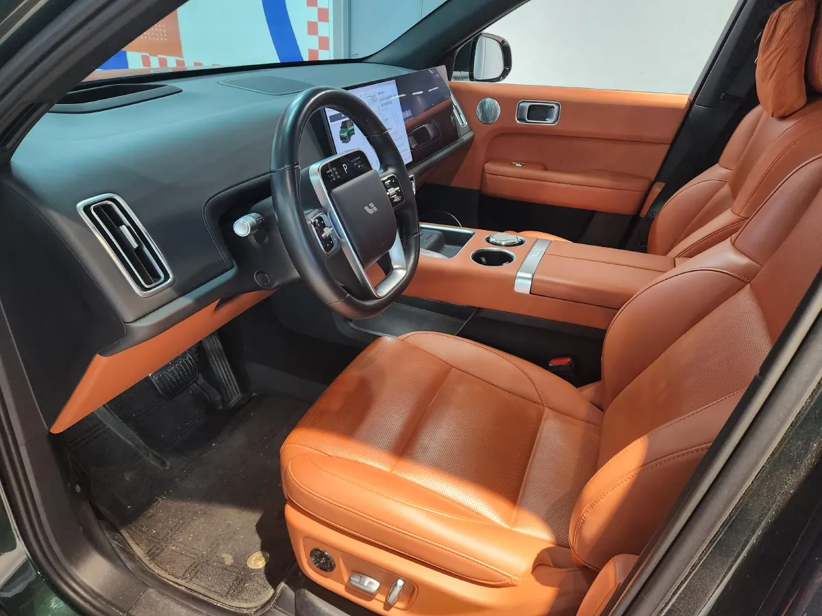 2024 Li L6 Range Extended 154HP L4 REEV 36.8KWH,autocango,china used car exporter,china ev exporter,chinese used car exporter,chinese used ev exporter