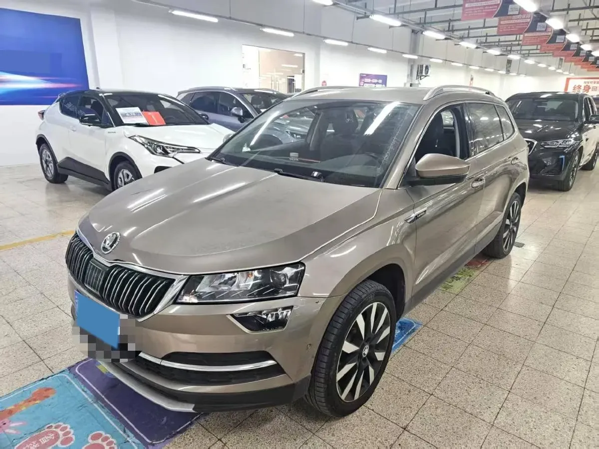 2019 Skoda Karoq 1.4T 150HP L4 7DCT,autocango,china used car exporter,china ev exporter,chinese used car exporter,chinese used ev exporter