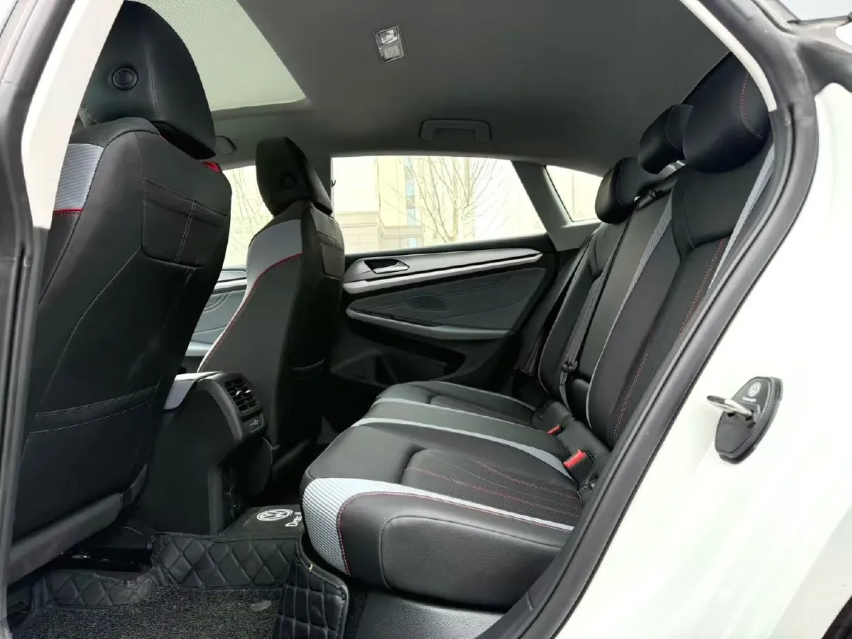 2025 Volkswagen Lamando 1.4T 150HP L4 7DCT,autocango,china used car exporter,china ev exporter,chinese used car exporter,chinese used ev exporter