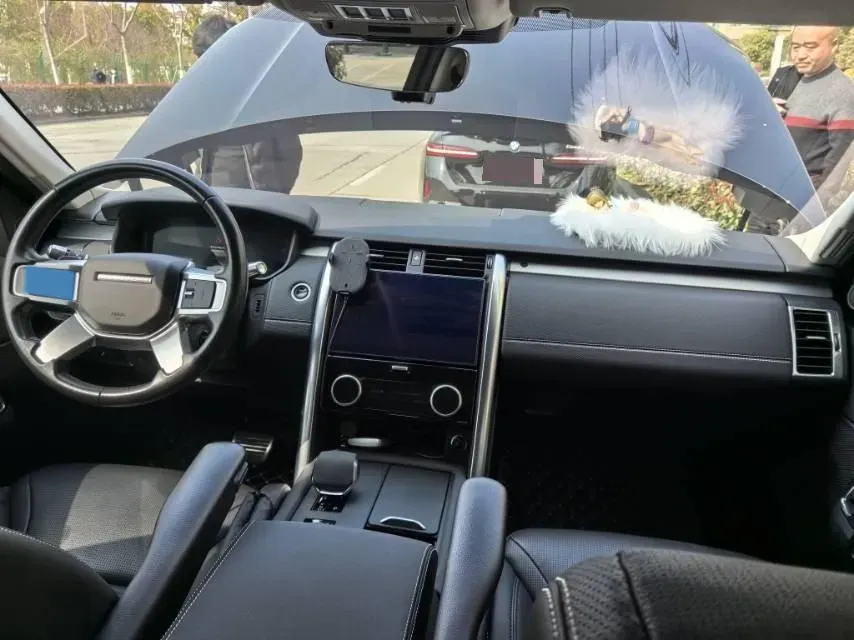 2021 Land Rover Discovery 3.0T 360HP L6 8AT,autocango,china used car exporter,china ev exporter,chinese used car exporter,chinese used ev exporter