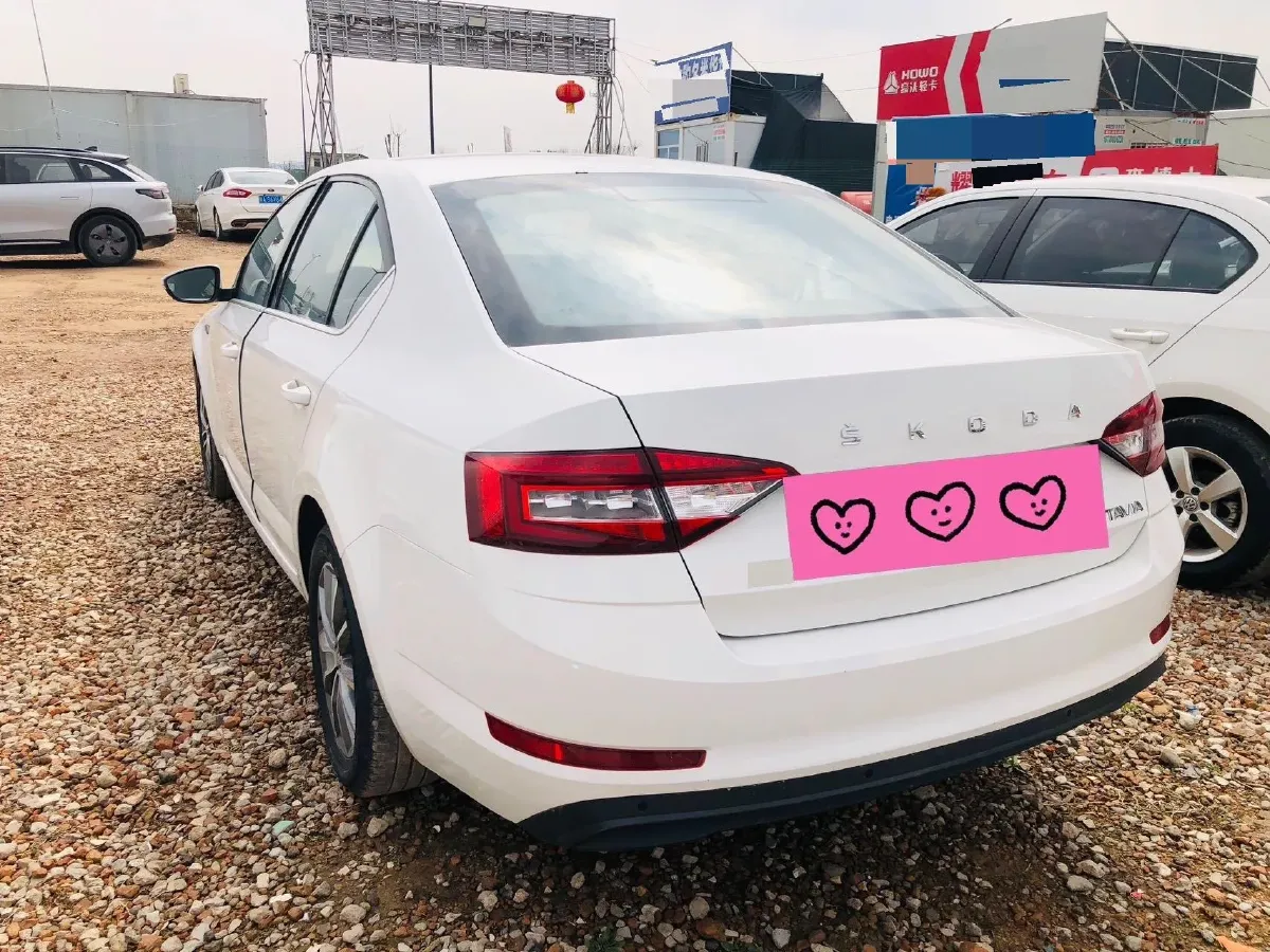2019 Skoda Octavia 1.5L 116HP L4 6AT,autocango,china used car exporter,china ev exporter,chinese used car exporter,chinese used ev exporter