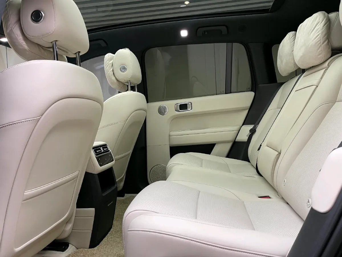 2024 Li L6 Range Extended 154HP L4 REEV 36.8KWH,autocango,china used car exporter,china ev exporter,chinese used car exporter,chinese used ev exporter