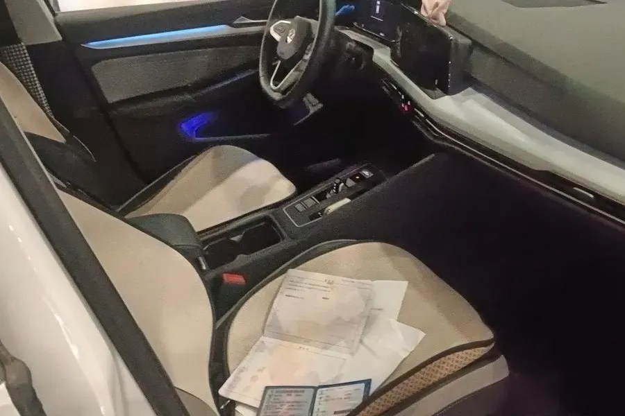 2023 Volkswagen Golf 1.4T 150HP L4 7DCT,autocango,china used car exporter,china ev exporter,chinese used car exporter,chinese used ev exporter