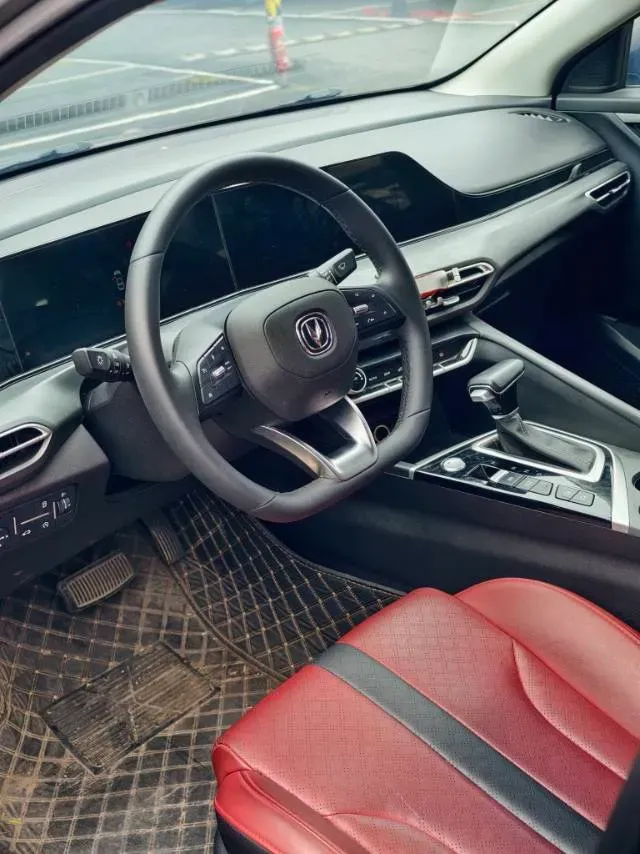 2021 ChangAn Eado 1.4T 160HP L4 7DCT,autocango,china used car exporter,china ev exporter,chinese used car exporter,chinese used ev exporter