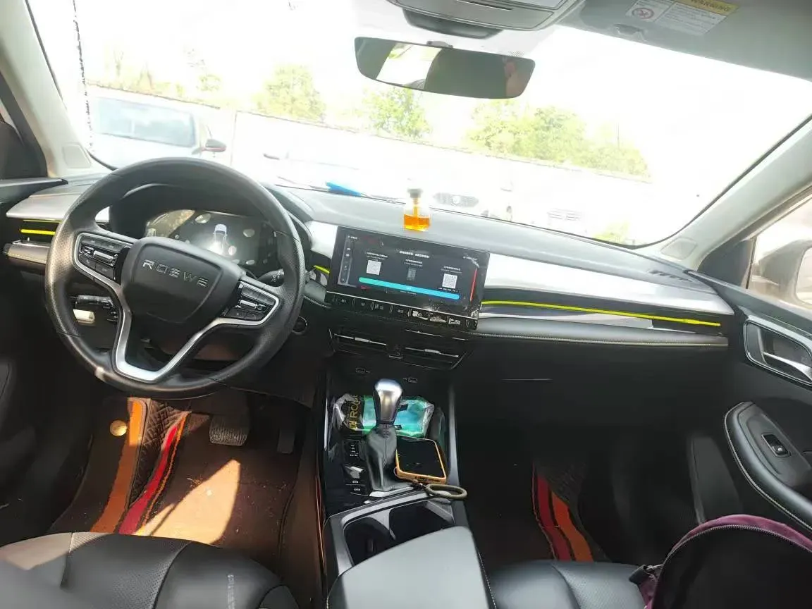 2021 Roewe i5 1.5L 120HP L4 CVT,autocango,china used car exporter,china ev exporter,chinese used car exporter,chinese used ev exporter