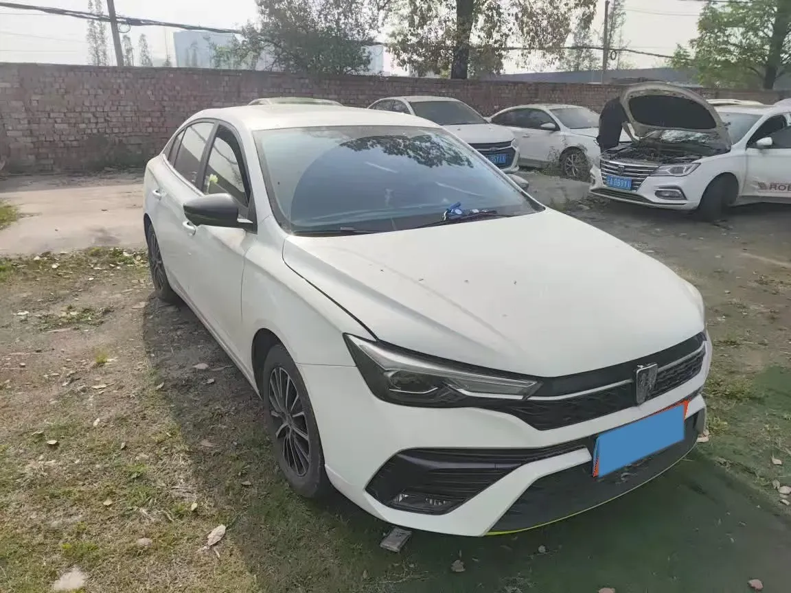 2021 Roewe i5 1.5L 120HP L4 CVT,autocango,china used car exporter,china ev exporter,chinese used car exporter,chinese used ev exporter