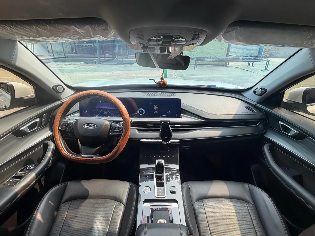 2021 Chery Tiggo 8 Plus 1.6T 197HP L4 7DCT,autocango,china used car exporter,china ev exporter,chinese used car exporter,chinese used ev exporter