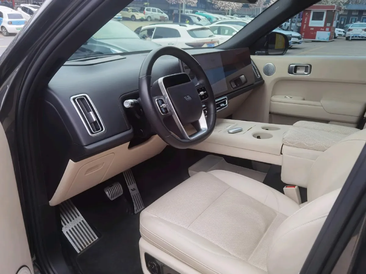 2023 Li L8 Range Extended 154HP REEV 40.9KWH,autocango,china used car exporter,china ev exporter,chinese used car exporter,chinese used ev exporter