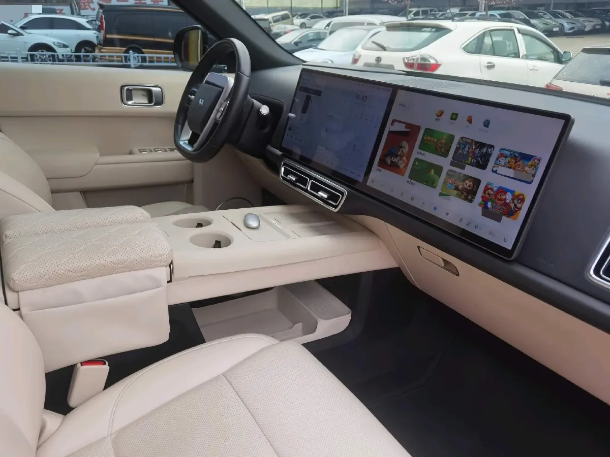 2023 Li L8 Range Extended 154HP REEV 40.9KWH,autocango,china used car exporter,china ev exporter,chinese used car exporter,chinese used ev exporter