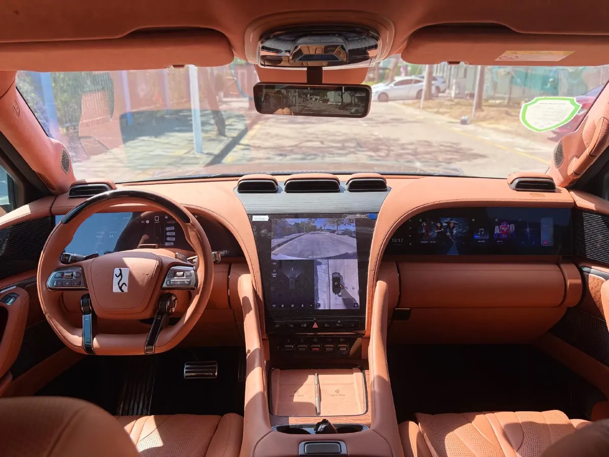 2023 YangWang U8 2.0T 272HP L4 REEV 49.05KWH,autocango,china used car exporter,china ev exporter,chinese used car exporter,chinese used ev exporter