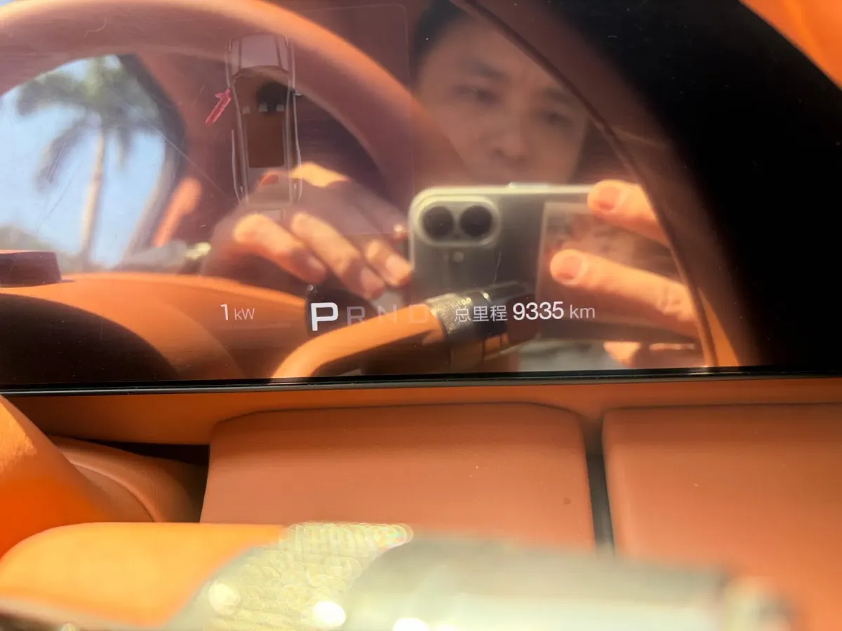 2023 YangWang U8 2.0T 272HP L4 REEV 49.05KWH,autocango,china used car exporter,china ev exporter,chinese used car exporter,chinese used ev exporter