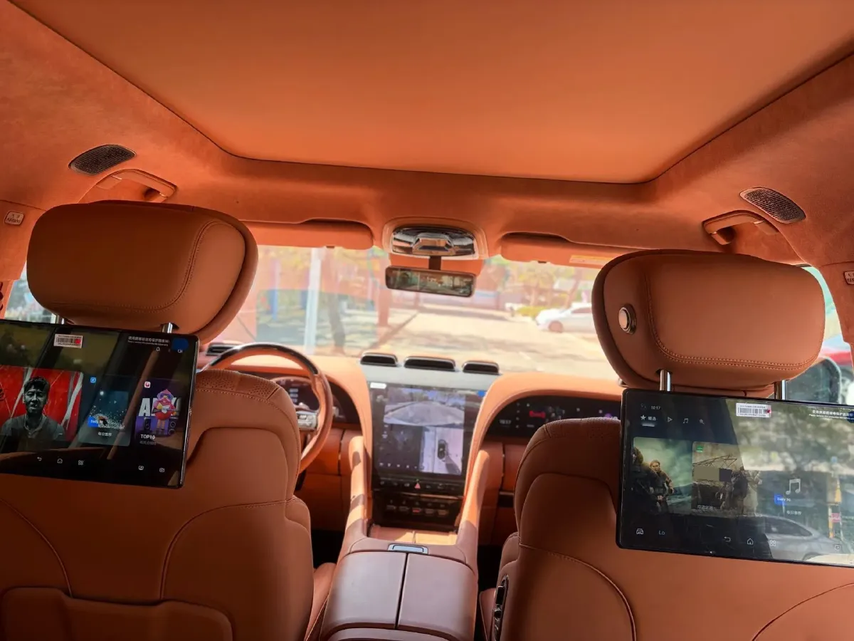 2023 YangWang U8 2.0T 272HP L4 REEV 49.05KWH,autocango,china used car exporter,china ev exporter,chinese used car exporter,chinese used ev exporter