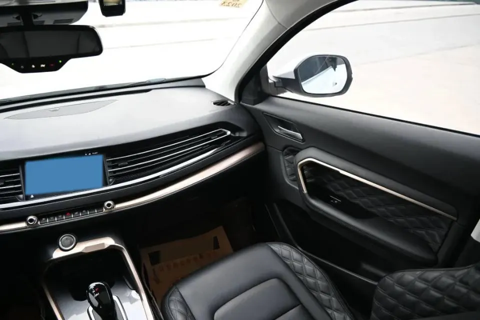 2021 Haval H6 1.5T 169HP L4 7DCT,autocango,china used car exporter,china ev exporter,chinese used car exporter,chinese used ev exporter