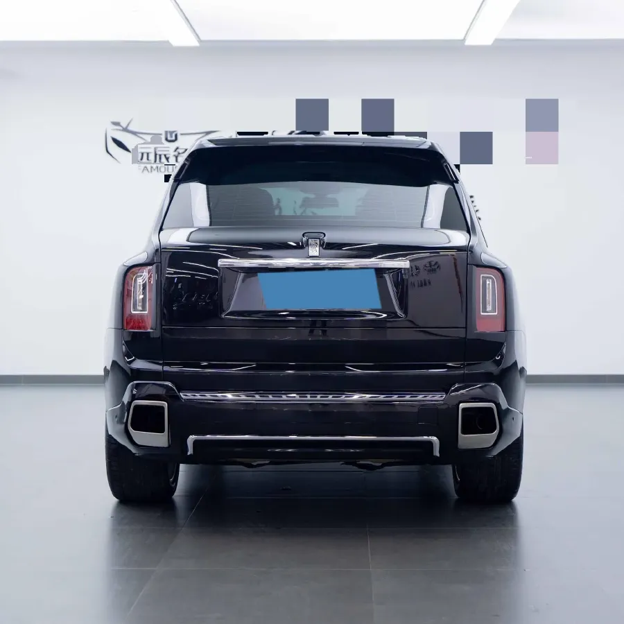 2018 Rolls-Royce Cullinan 6.7T 571HP V12 8AT,autocango,china used car exporter,china ev exporter,chinese used car exporter,chinese used ev exporter
