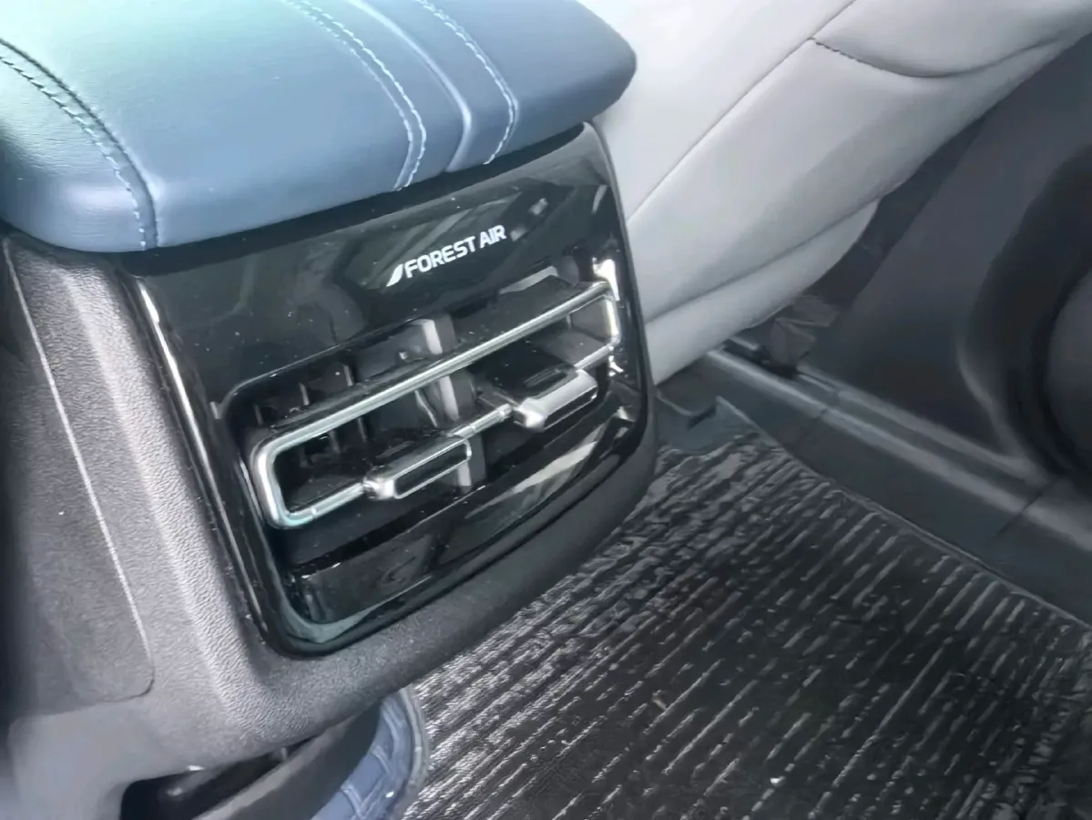 2022 Bestune T99 2.0T 224HP L4 6AT,autocango,china used car exporter,china ev exporter,chinese used car exporter,chinese used ev exporter