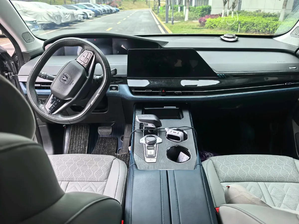 2022 Bestune T99 2.0T 224HP L4 6AT,autocango,china used car exporter,china ev exporter,chinese used car exporter,chinese used ev exporter