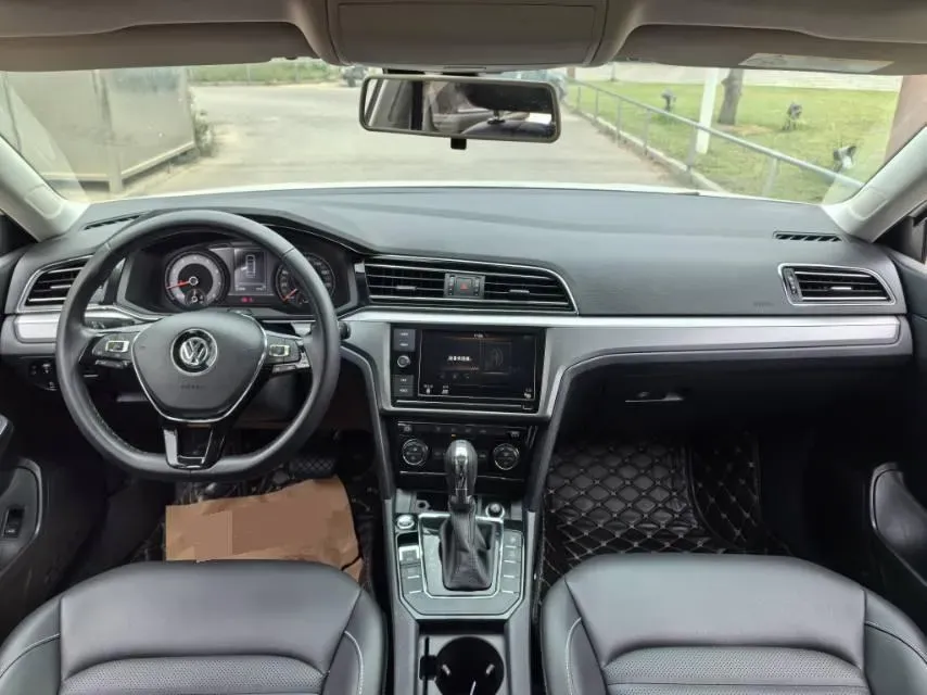 2019 Volkswagen Passat 1.4T 150HP L4 7DCT,autocango,china used car exporter,china ev exporter,chinese used car exporter,chinese used ev exporter