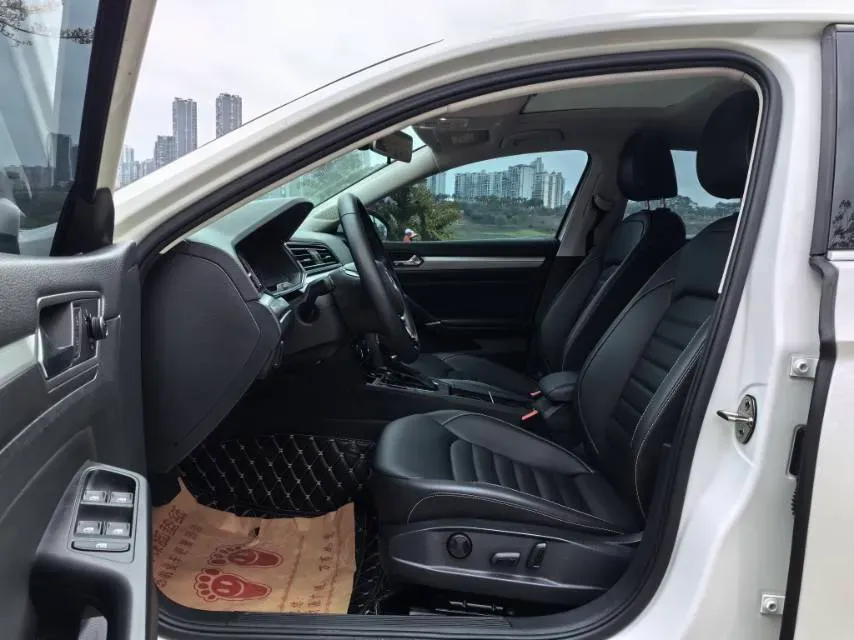 2019 Volkswagen Passat 1.4T 150HP L4 7DCT,autocango,china used car exporter,china ev exporter,chinese used car exporter,chinese used ev exporter