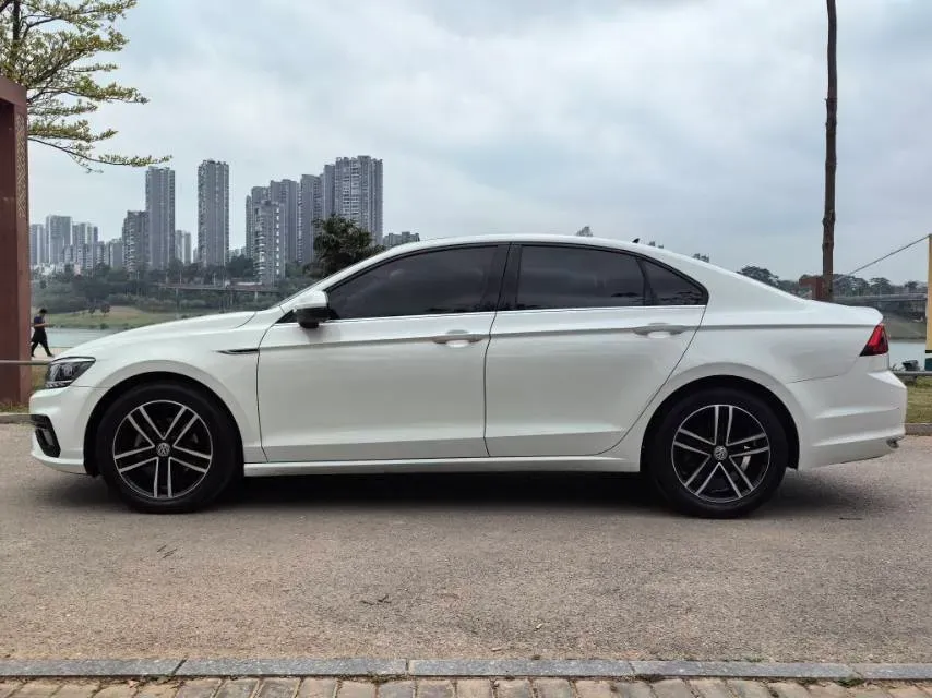 2019 Volkswagen Passat 1.4T 150HP L4 7DCT,autocango,china used car exporter,china ev exporter,chinese used car exporter,chinese used ev exporter