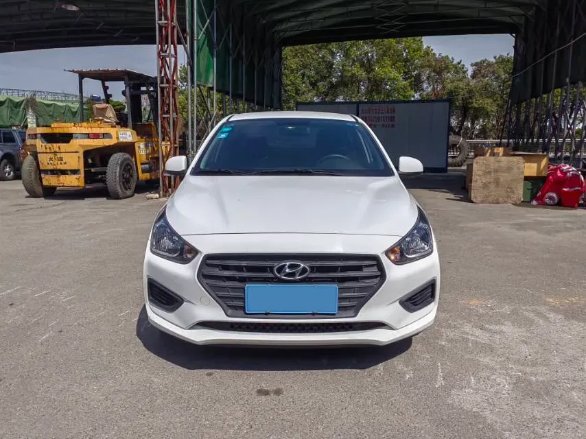 2020 Hyundai Reina 1.4L 95HP L4 5MT,autocango,china used car exporter,china ev exporter,chinese used car exporter,chinese used ev exporter