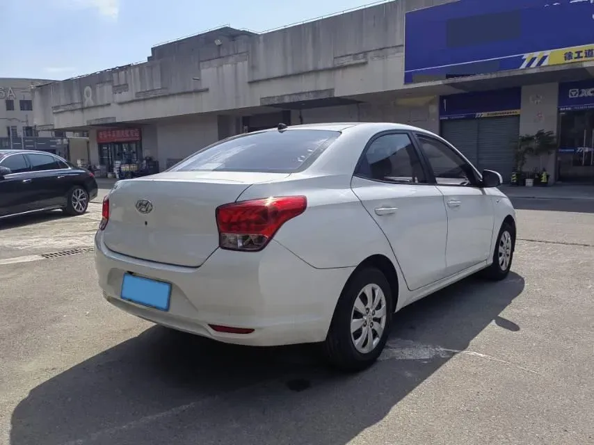 2020 Hyundai Reina 1.4L 95HP L4 5MT,autocango,china used car exporter,china ev exporter,chinese used car exporter,chinese used ev exporter