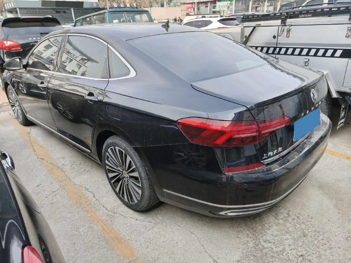 2019 Volvo V40 1.5T 152HP L4 6AT,autocango,china used car exporter,china ev exporter,chinese used car exporter,chinese used ev exporter