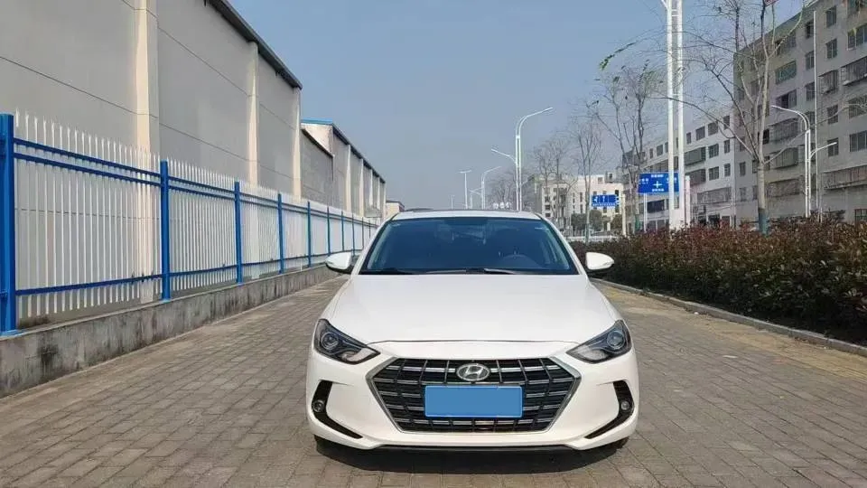 2019 Hyundai Elantra 1.5L 115HP L4 CVT,autocango,china used car exporter,china ev exporter,chinese used car exporter,chinese used ev exporter