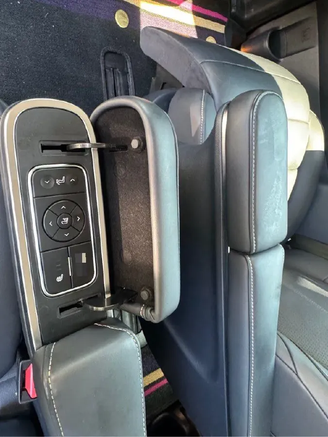 2023 GAC Trumpchi M8 2.0T 252HP L4 8AT,autocango,china used car exporter,china ev exporter,chinese used car exporter,chinese used ev exporter