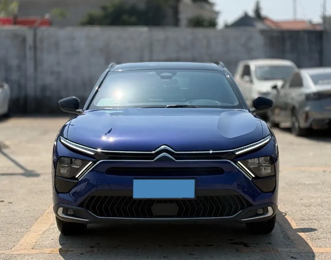 2021 Citroen C5 X 1.6T 175HP L4 8AT,autocango,china used car exporter,china ev exporter,chinese used car exporter,chinese used ev exporter