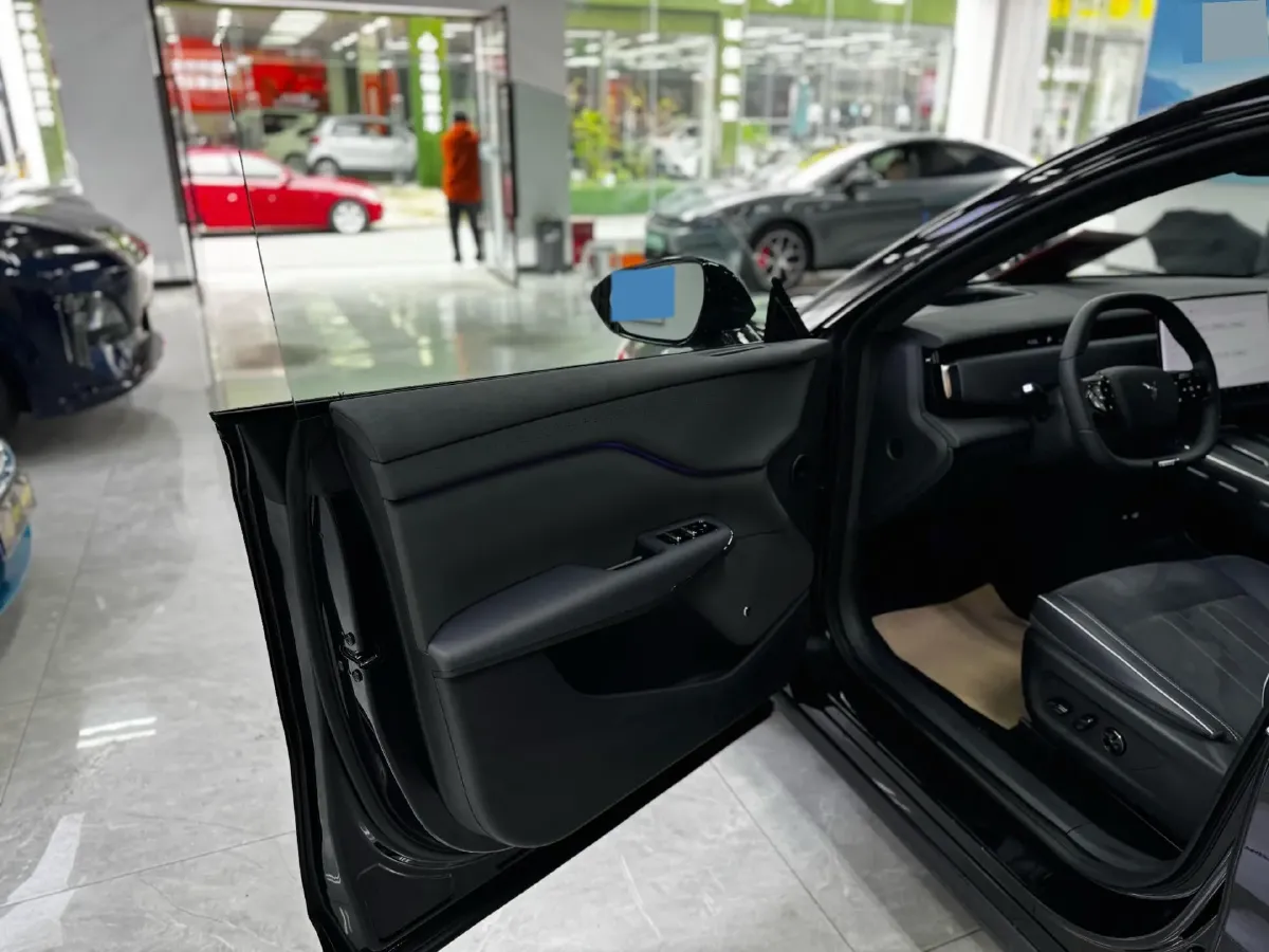 2024 Voyah ZhiYin BEV 77KWH,autocango,china used car exporter,china ev exporter,chinese used car exporter,chinese used ev exporter