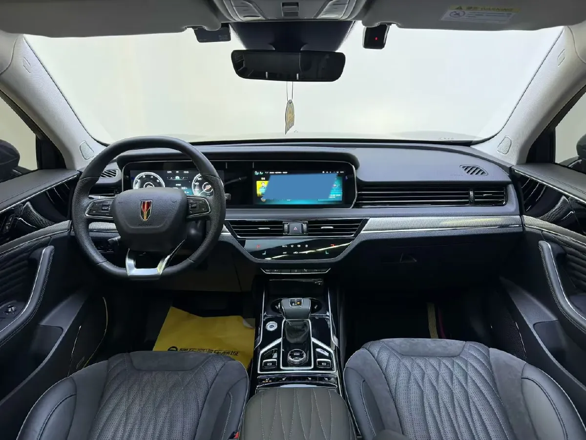 2022 HongQi HS5 2.0T 224HP L4 6AT,autocango,china used car exporter,china ev exporter,chinese used car exporter,chinese used ev exporter